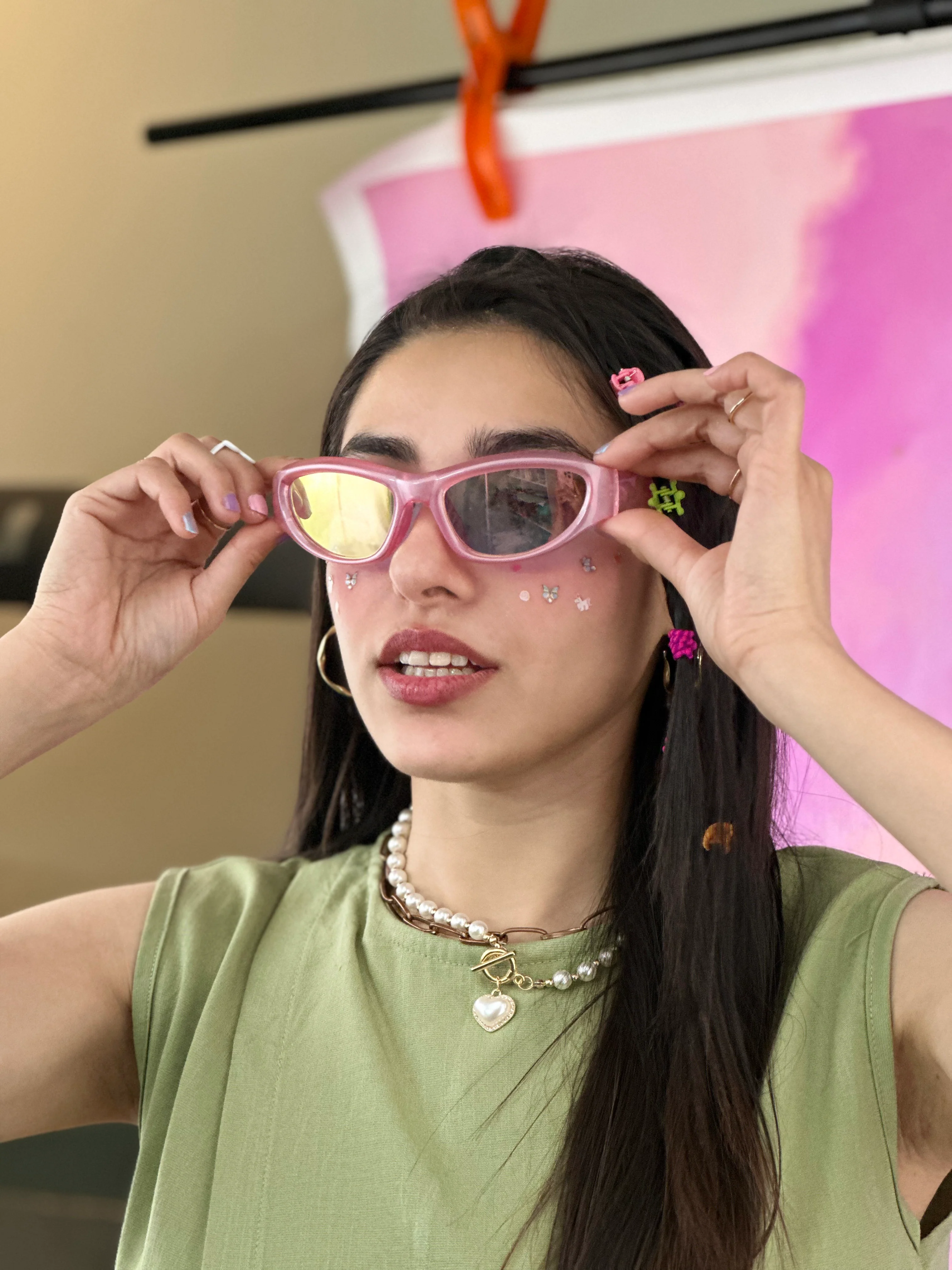 Barbie Y2K Reflective Sunglasses - Image 4