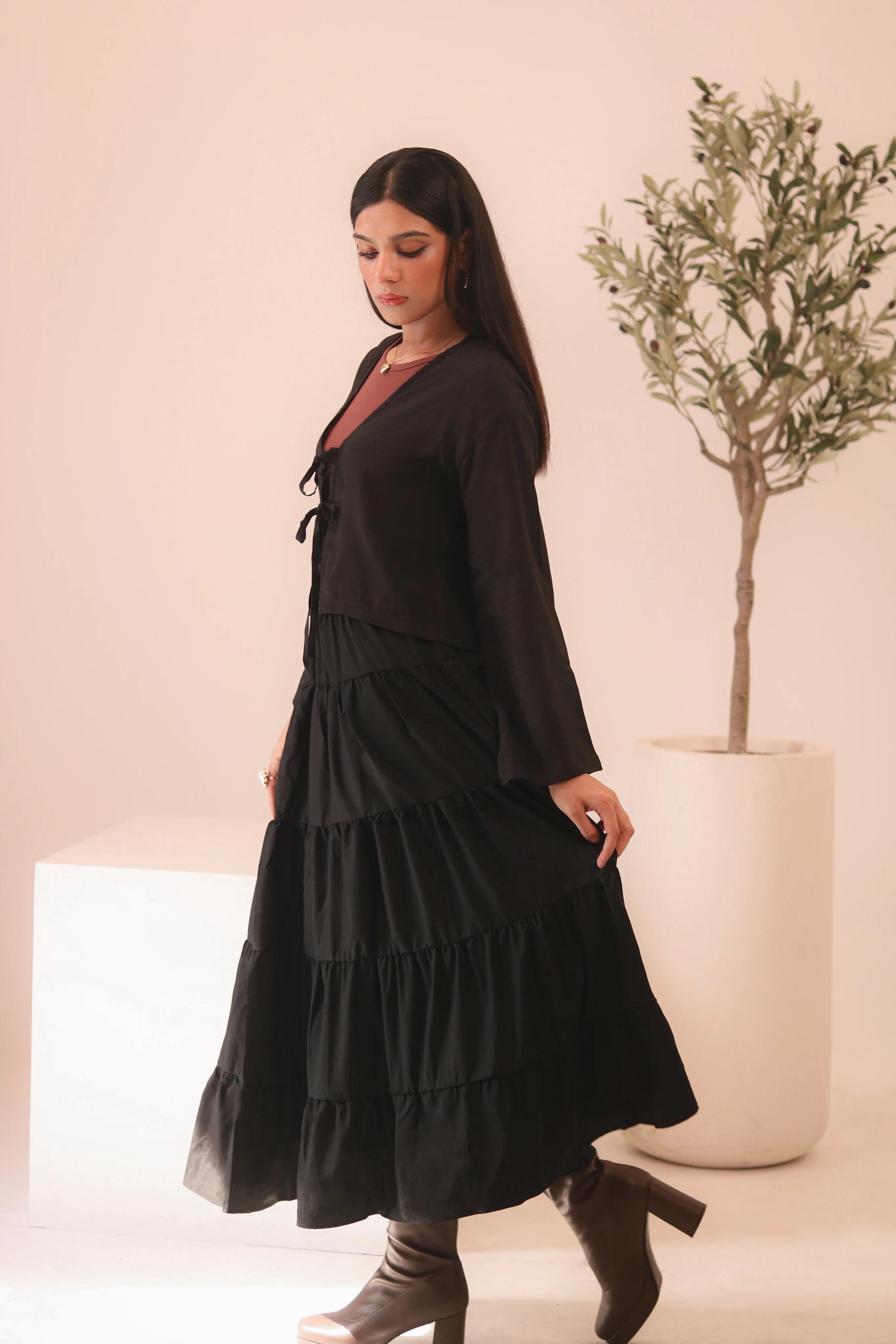 Black 4-Tier Ruffle Maxi Skirt - Image 4
