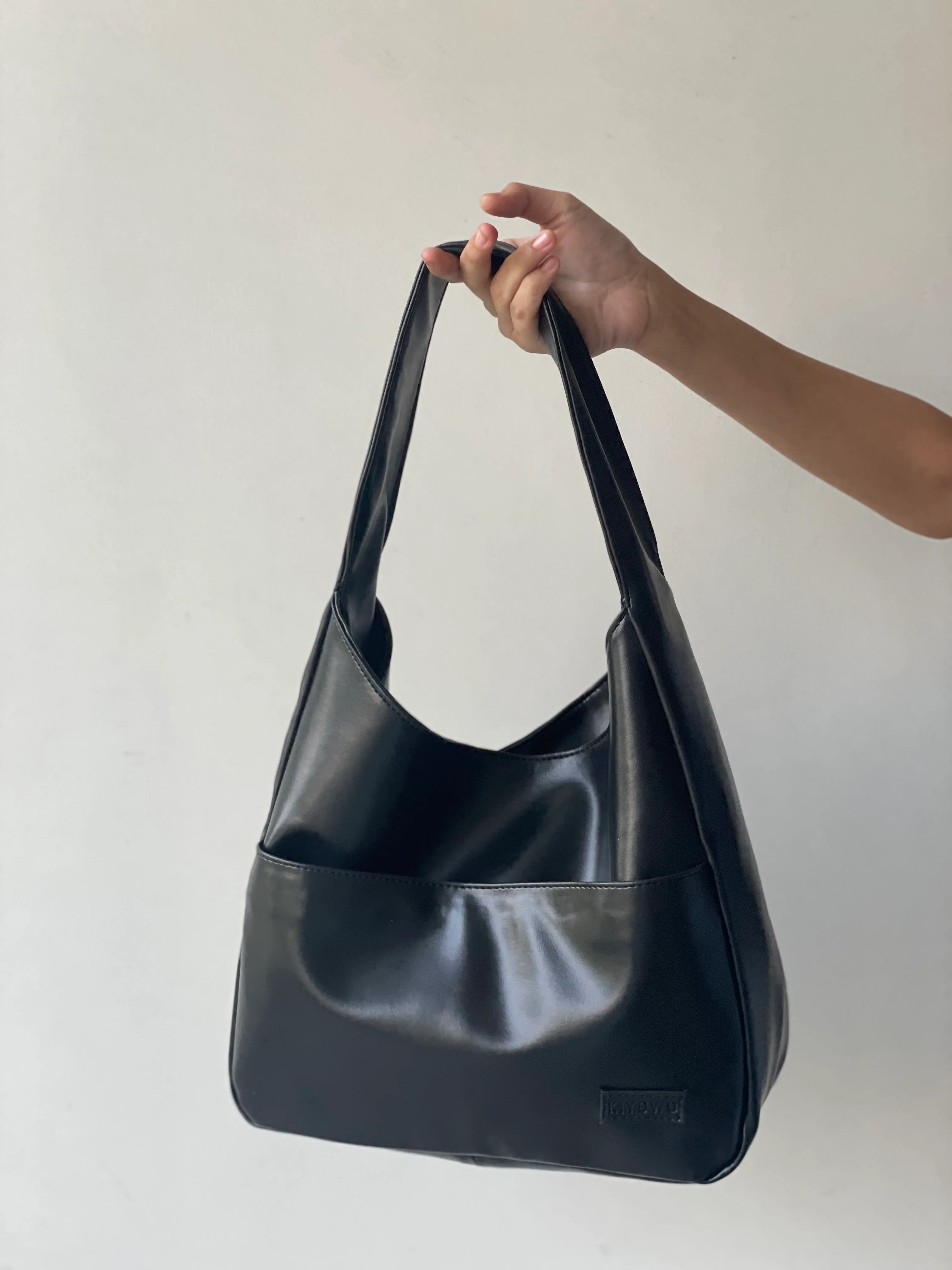 Black Hobo Tote Bag - Image 7