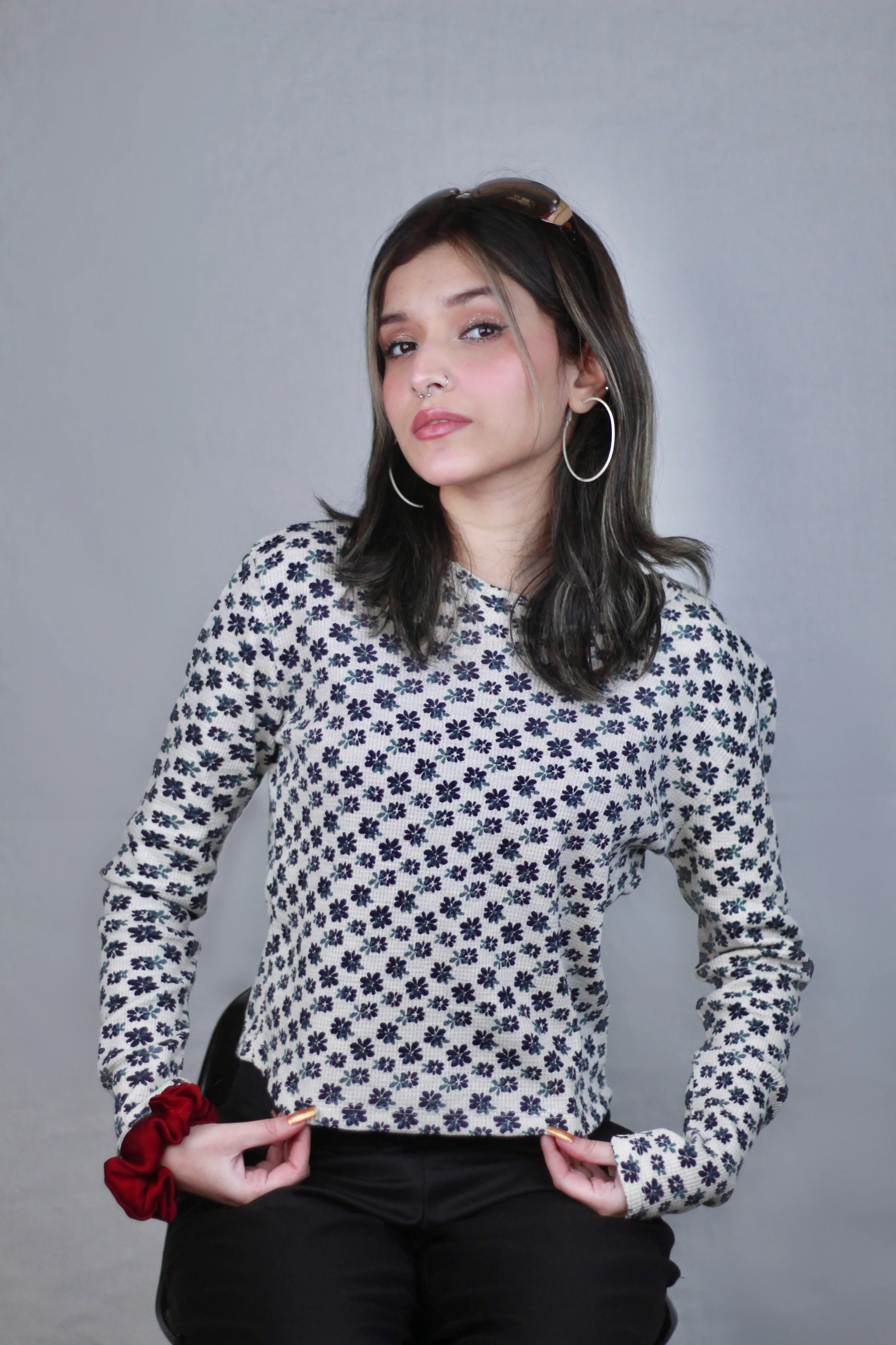 Black & White Floral Rib-Knit Fitted Top - Image 5