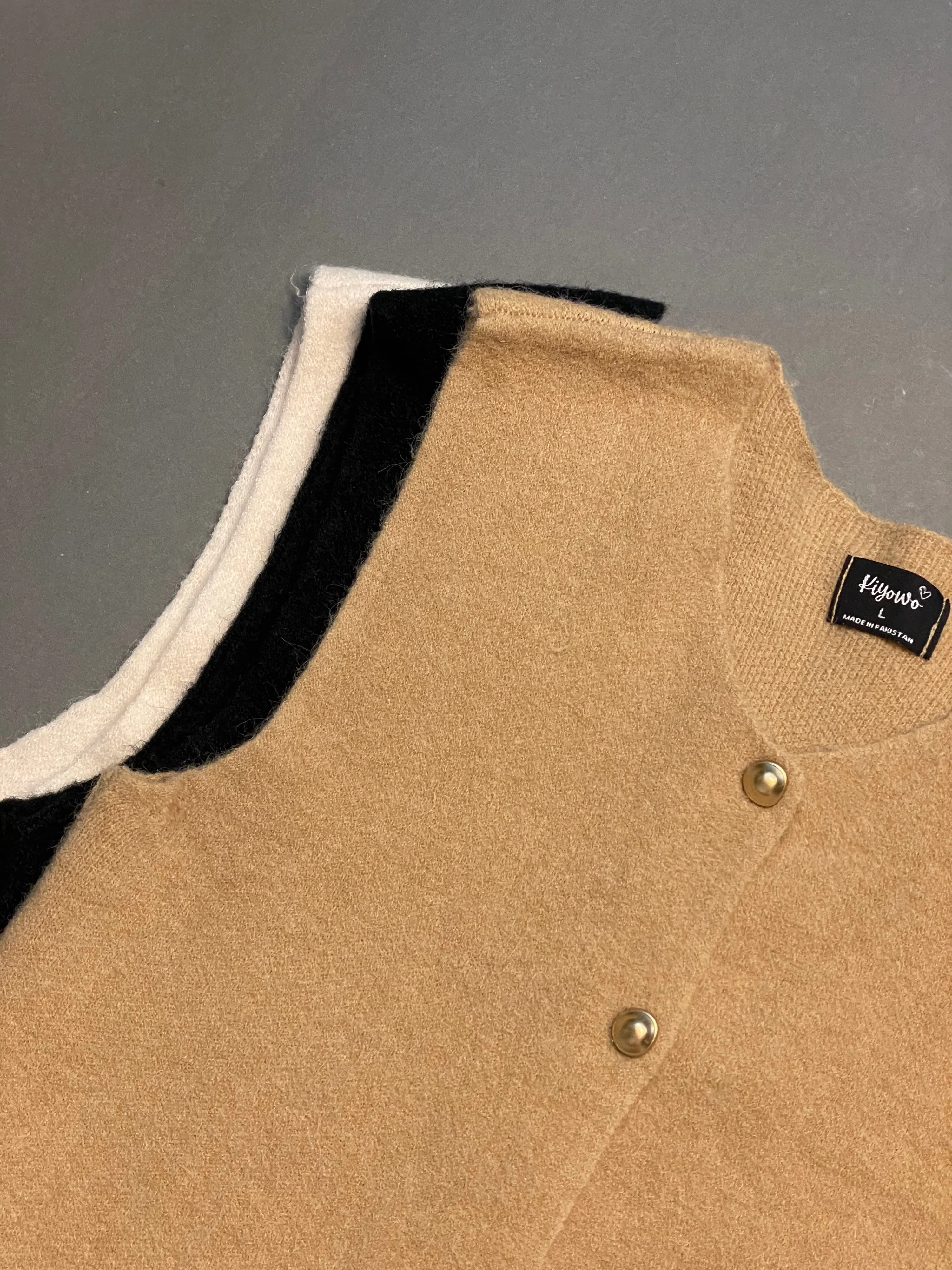 Fuzzy Woollen Sweater Vest - Image 16