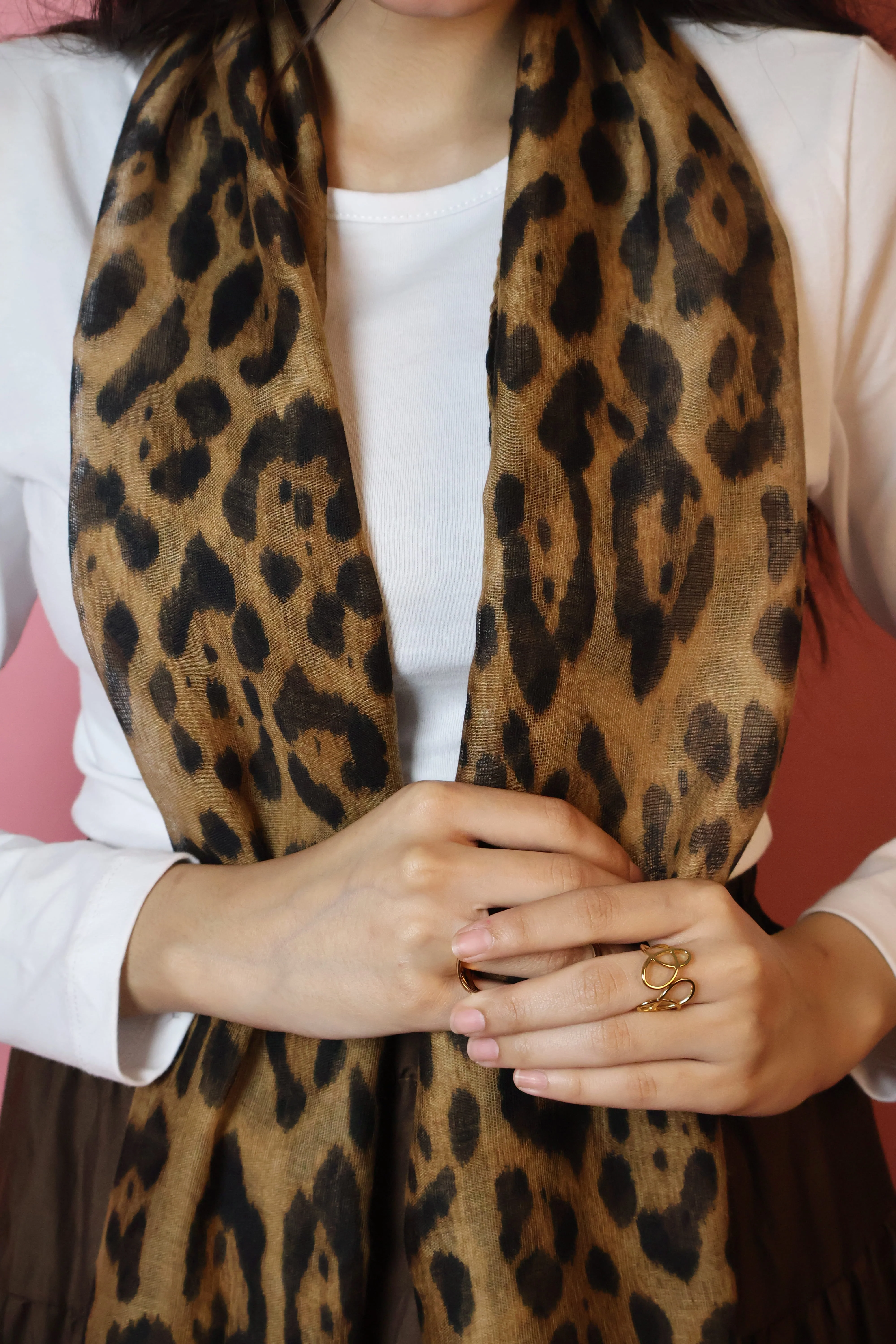 Leopard summer scarf - Image 5