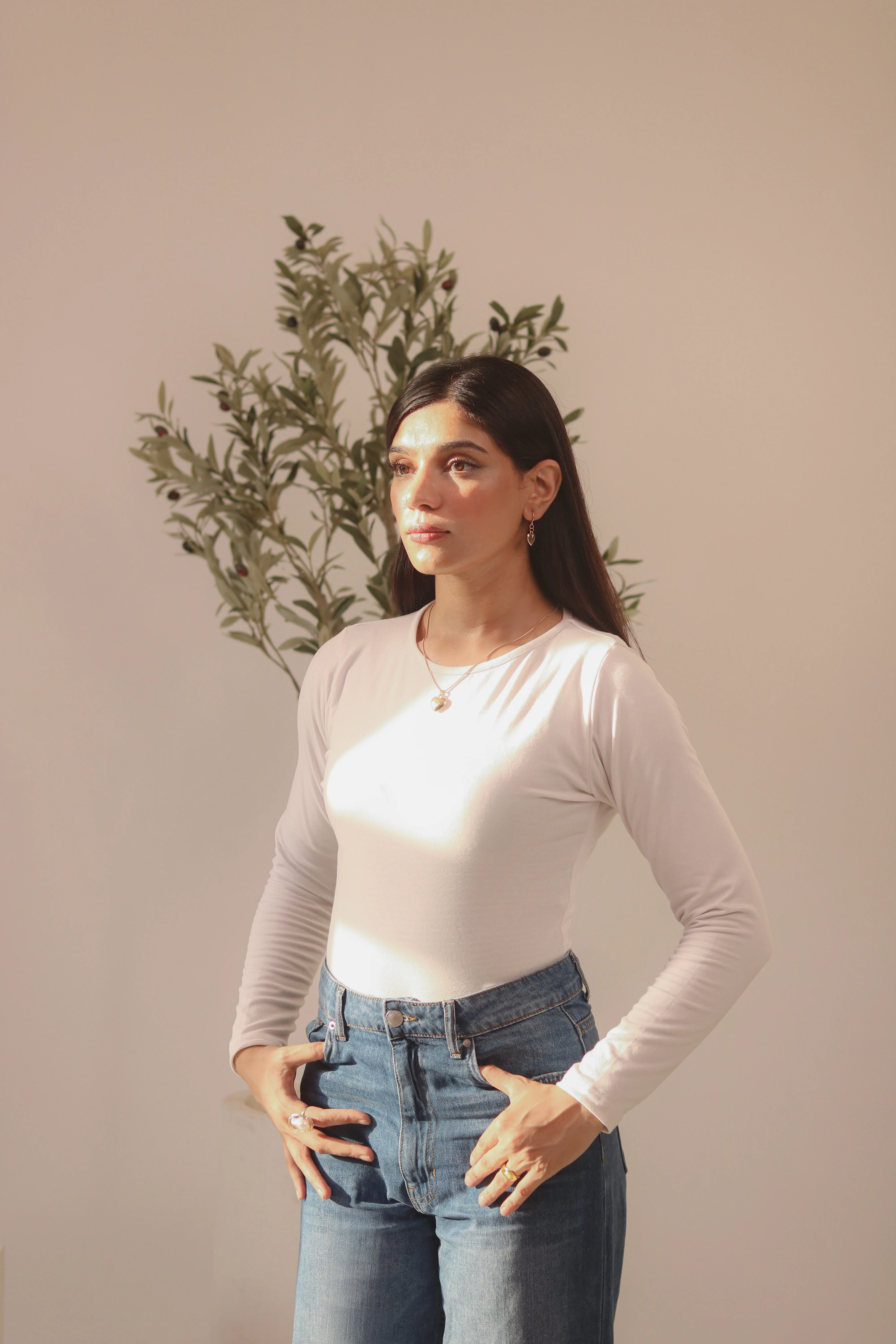 White Basic Fitted Full Bodysuit - Image 3