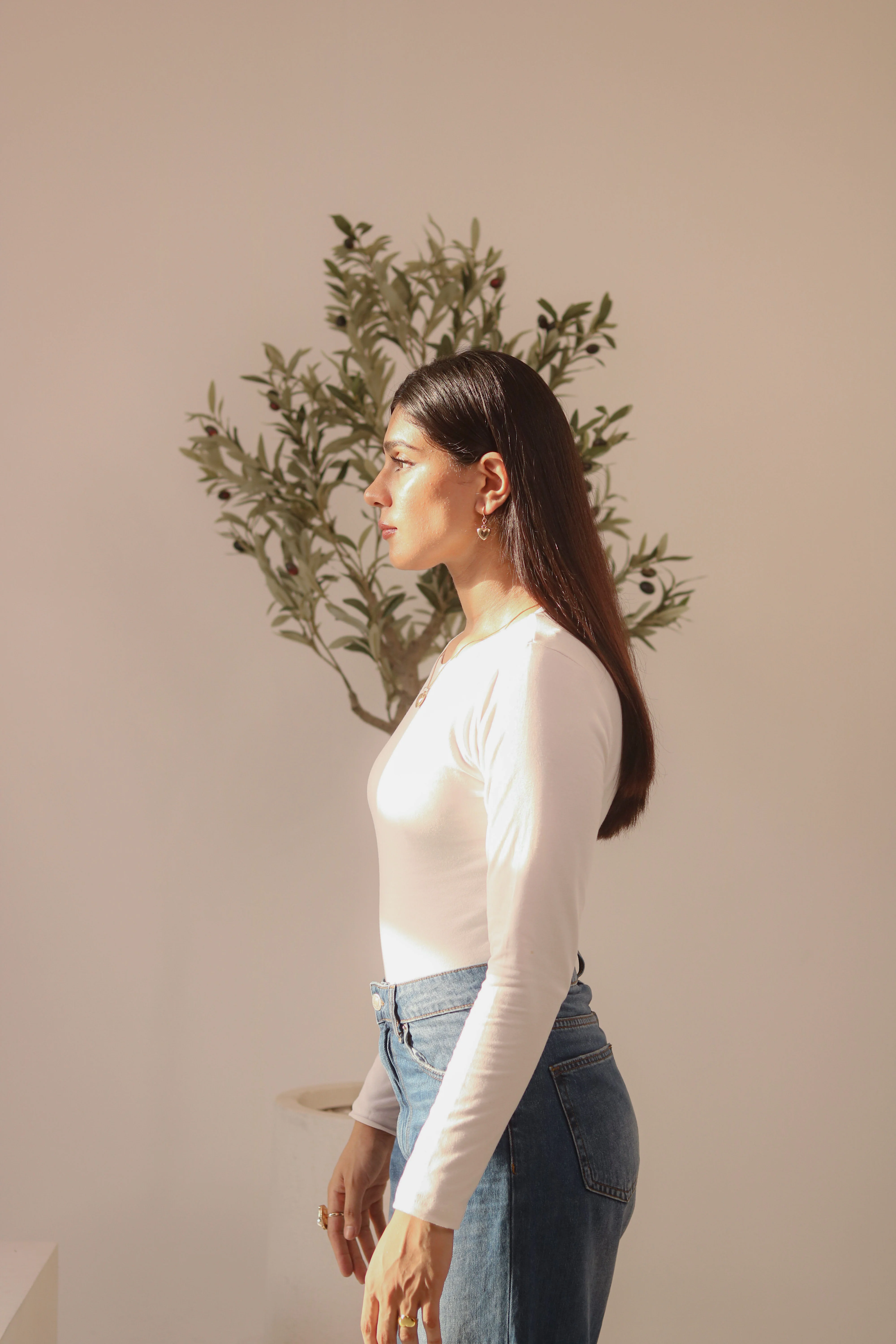 White Basic Fitted Full Bodysuit - Image 4