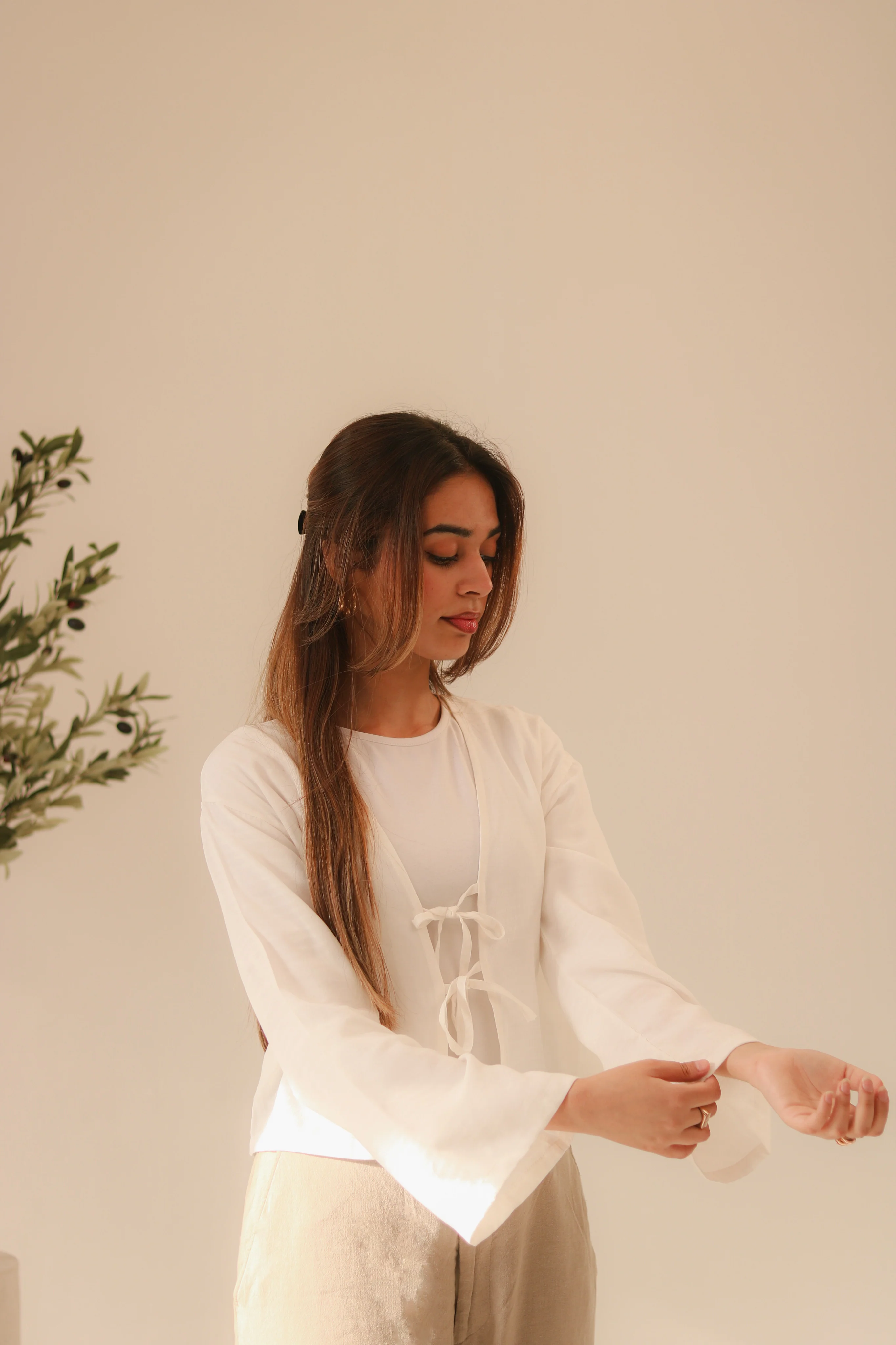 White Front Double Tie Coverup Top - Image 8